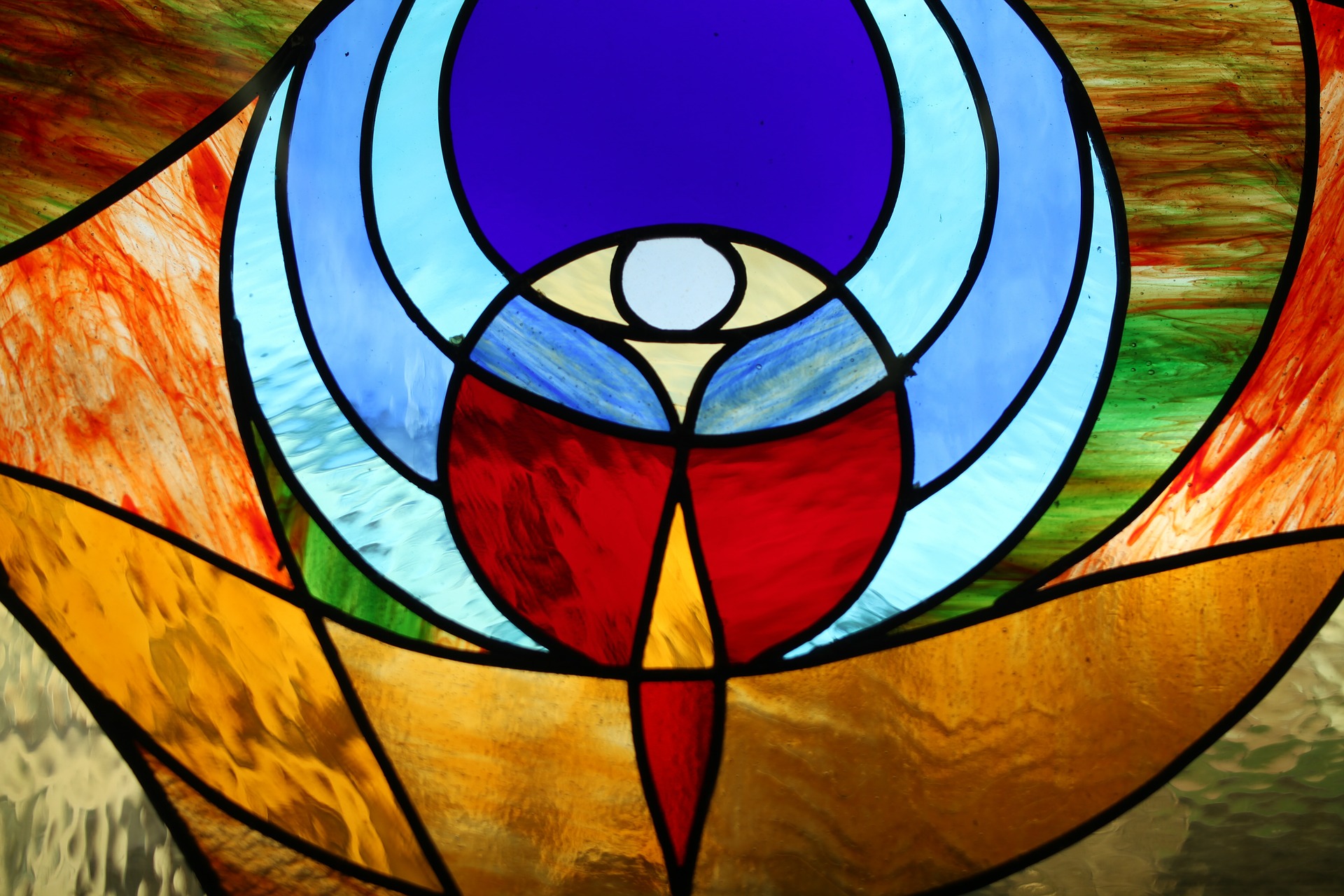 Kirchenfenster (c) Bild von linaberlin auf Pixabay